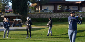 Golfçüler depremzedeler için sahaya çıktı