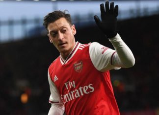 Mesut Özil'in menajerinden Fenerbahçe açıklaması