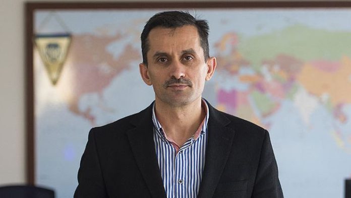 Türkiye Badminton Federasyonu Başkanı Murat Özmekik'ten olimpiyat yorumu