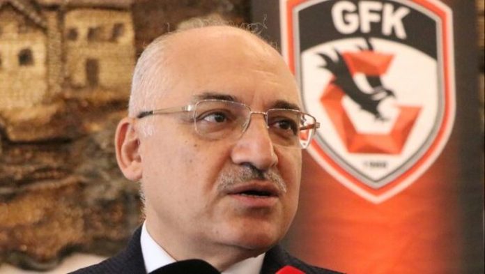 Gaziantep Futbol Kulübü Başkanı Mehmet Büyükeşki'den maaş indirimi açıklaması