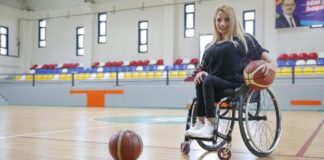 Milli sporcu Selin Şahin özel otobüsle evine gönderildi