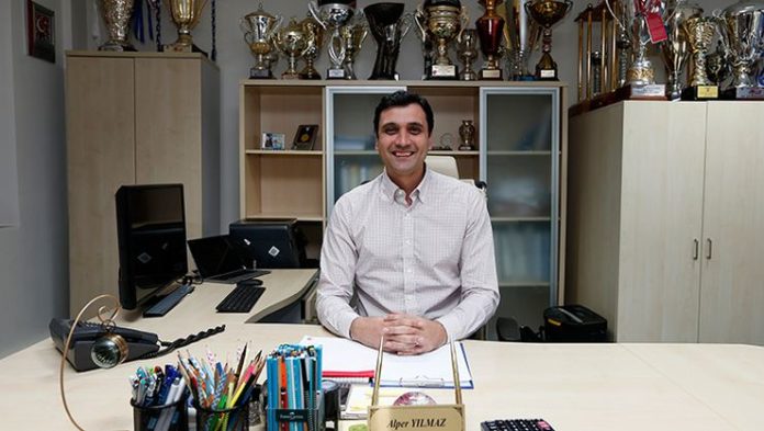 Anadolu Efes basketbol sezonunun tamamlanmasını istiyor