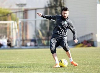 Denizlispor'da Özgür Çek tam isabet