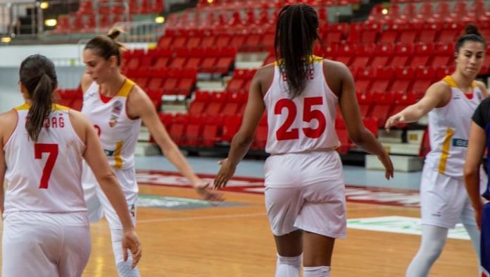 Bellona Kayseri Basketbol'da 3 isim formayı bırakmadı