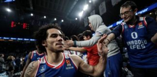 Anadolu Efes, Shane Larkin'in sözleşmesini uzattı