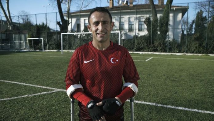 Osman Çakmak kendisini Denizlispor’da geliştirecek