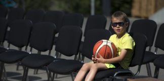 Mini Basketbol ile evde eğlenceli basketbol aktiviteleri