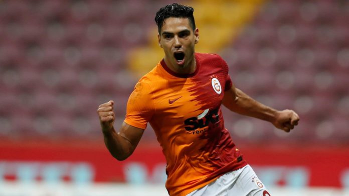 Galatasaray haberi: Yönetim, Falcao'nun menajeri Jorge Mendes'le görüştü