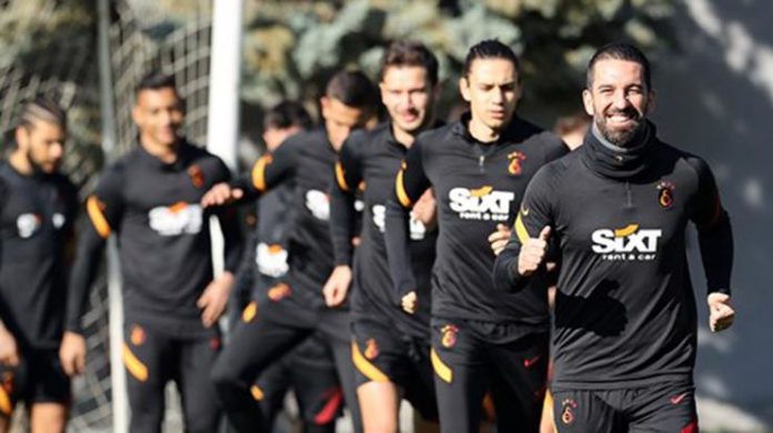 Galatasaray'da derbi çalışması ve Gedson Fernandes gelişmesi