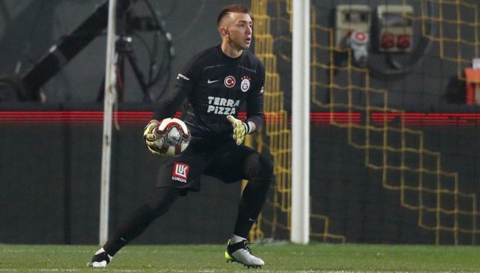 Fernando Muslera kimdir, nereli, kaç yaşında? Fernando Muslera hangi takımlarda oynadı? Fernando Muslera'nın maaşı ne kadar?