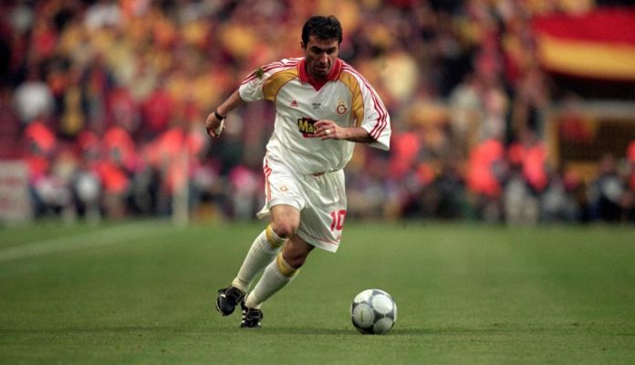 Gheorghe Hagi kimdir, nereli, kaç yaşında? Gheorghe Hagi hangi takımlarda oynadı? Gheorghe Hagi futbolu ne zaman bıraktı?