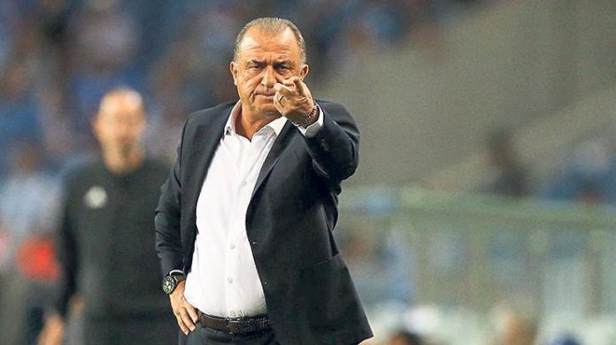 Galatasaray'da Fatih Terim 11'i değiştiriyor