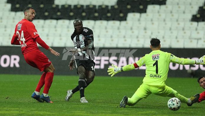 Vincent Aboubakar suskunluğunu bozdu, Beşiktaş'ı zirveye taşıdı
