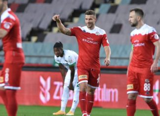 Ali Şafak Öztürk'ten Antalyaspor'a kupa primi