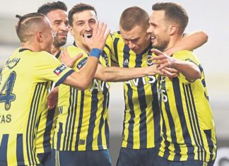 Emre Belözoğlu ve volkan Demirel'den Fenerbahçe'ye motivasyon