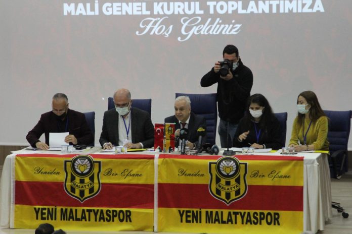 Yeni Malatyaspor'da Adil Gevrek yönetimi, oy birliğiyle ibra edildi