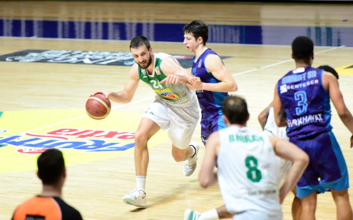 Frutti Extra Bursaspor-HDI Sigorta Afyon Belediyespor maç sonucu: 81-75