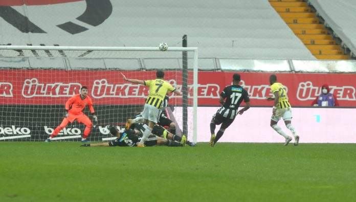 Fenerbahçe, Beşiktaş’ın 5 puan gerisinde kaldı