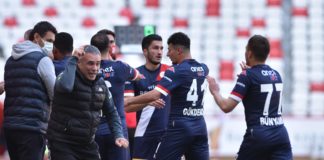 Antalyaspor, puanları sahasında kazanıyor