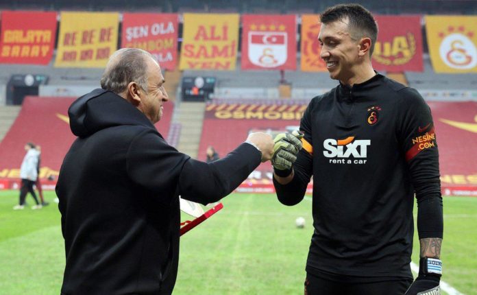 Galatasaray'da tepkiler artıyor! Fatih Terim ve Arda Turan'ın ardından Fernando Muslera…