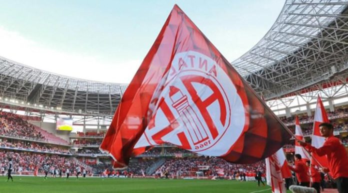 Antalyaspor, kulübe gelir getirmek amacıyla “bayrak kampanyası” başlattı