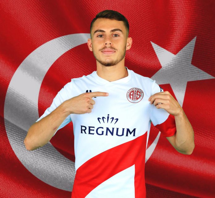 Antalyaspor'da Bünyamin Balcı dikkatleri üzerine çekti