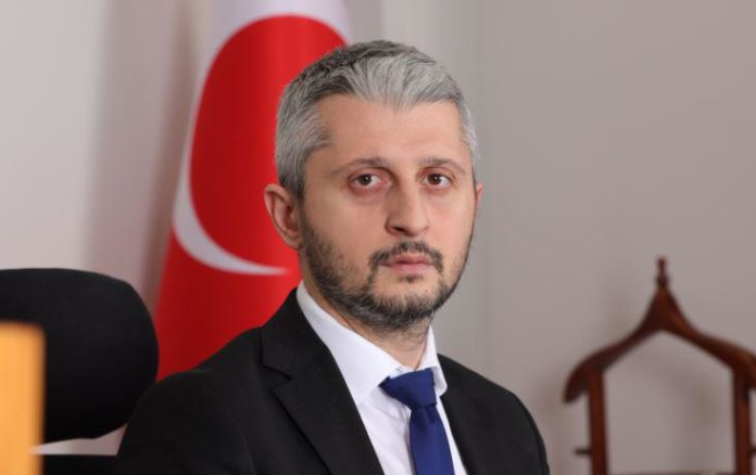 Ali Şenocak: Halkbank kupalara alışkın bir kulüp