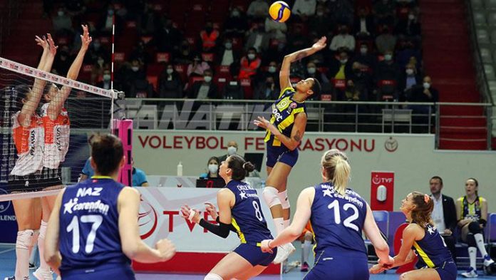 Fenerbahçe Opet, Eczacıbaşı VitrA’ya set vermedi: 0-3