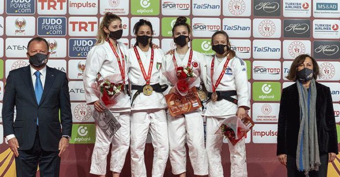 Antalya Grand Slam'de Gülkader Şentürk'ten bronz madalya