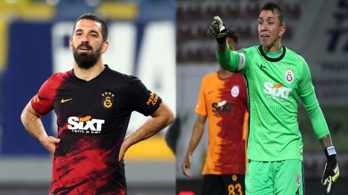 Galatasaray'da kaptanlardan takıma: Böyle oynamaya hakkımız yok!