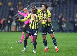 Fenerbahçe'nin forveti Samatta: Sezon sonunda şampiyonluk gelecektir