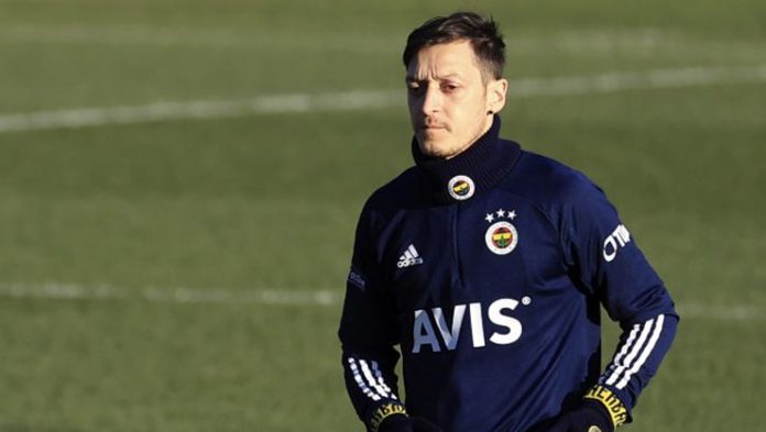 Fenerbahçe'ye Mesut Özil müjdesi!