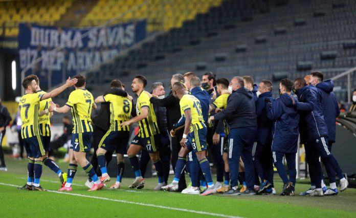 Fenerbahçe, 4 maç sonra 1'den fazla gol bulmayı başardı