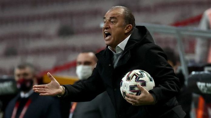 Galatasaray'da Fatih Terim biletlerini kesti! İşte ayrılacak futbolcular