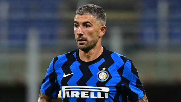 Transferde Galatasaray ve Trabzonspor arasında Kolarov rekabeti