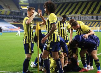 Fenerbahçe'de Emre Belözoğlu 11'ini buldu