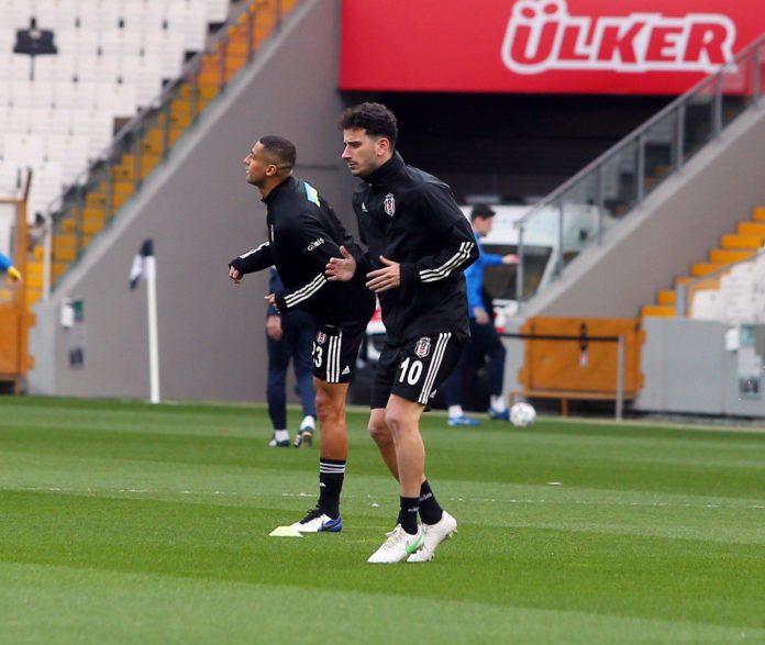 Beşiktaş'ta Oğuzhan Özyakup sakatlandı