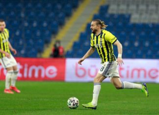 Fenerbahçe'de Caner Erkin'den Emre Belözoğlu'na değişiklik tepkisi