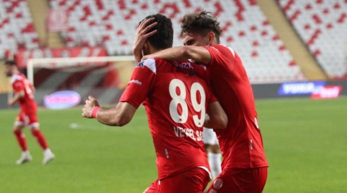 Antalyaspor, Hatayspor'u deplasmanda yenmek istiyor