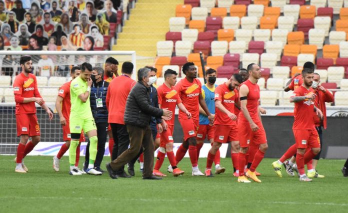 Yeni Malatyaspor, 'usulsüz seyirci' nedeniyle PFDK'ya sevk edildi