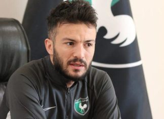 Özgür Çek: Aziz Yıldırım, 3 milyon Euro istedi, Beşiktaş'a transferim yattı