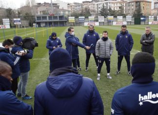 Fenerbahçe'de Emre Belözoğlu'ndan takıma… “Ben inanıyorum kupa ile taçlandıracaksınız”