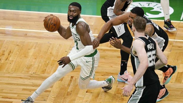 Boston'dan San Antonio karşısında müthiş geri dönüş