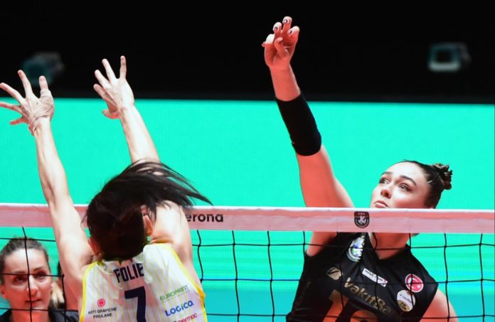 VakıfBank, CEV Şampiyonlar Ligi Süper Final'i 2. tamamladı