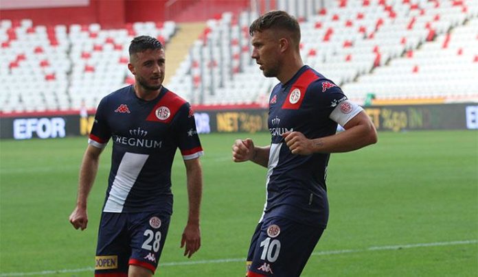 Antalyaspor iç sahada galip gelemiyor!