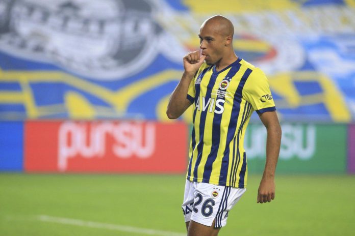 Fenerbahçe'de Marcel Tisserand 10 maç sonra ilk 11'e döndü