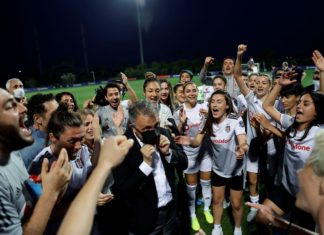 Turkcell Kadın Futbol Ligi'nde şampiyon Beşiktaş!