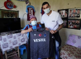 Trabzonspor haberi… Uğurcan Çakır’dan, 83 yaşındaki taraftara sürpriz ziyaret