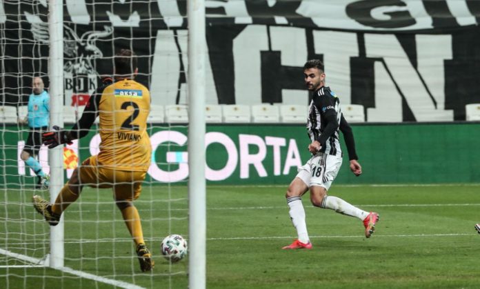 Beşiktaş'ta Rachid Ghezzal, gol sayısını 7'ye çıkardı