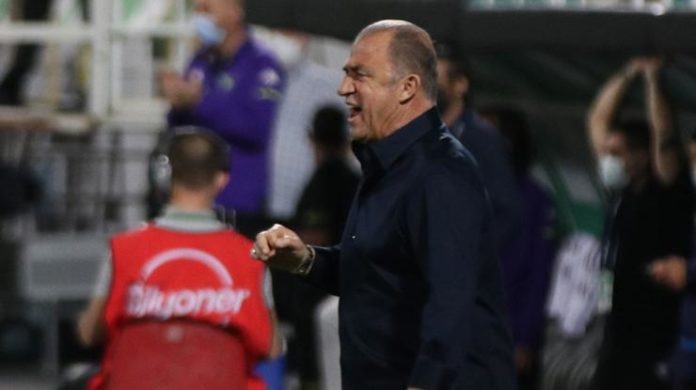 Fatih Terim'den açıklama: Baskıda çözüldüler yine çözülürler!